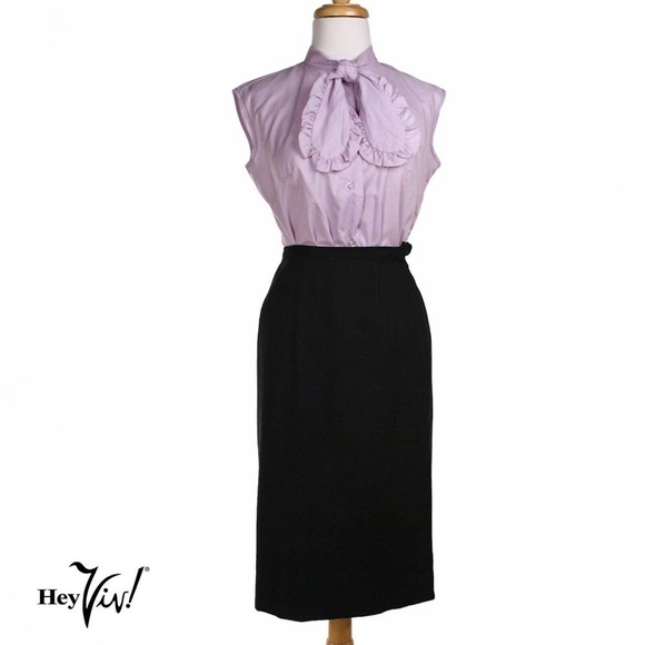 Vintage Pencil Skirt 1960s Black Wool by Century Size Small W 25 L25 - Hey Viv - Picture 2 of 6